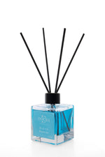 DOCKS Raumduft Diffuser mit Stäbchen – Verschiedene Düfte zur Wahl, 110ml – Alltags Helfer | Geschenk Klassiker